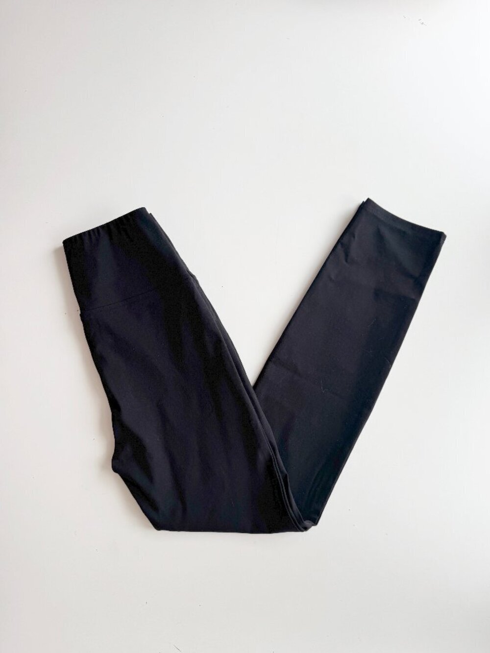 Aritzia WILFRED FREE Daria Black Bi-Stretch Twill High Rise 28" Leggings, Size S